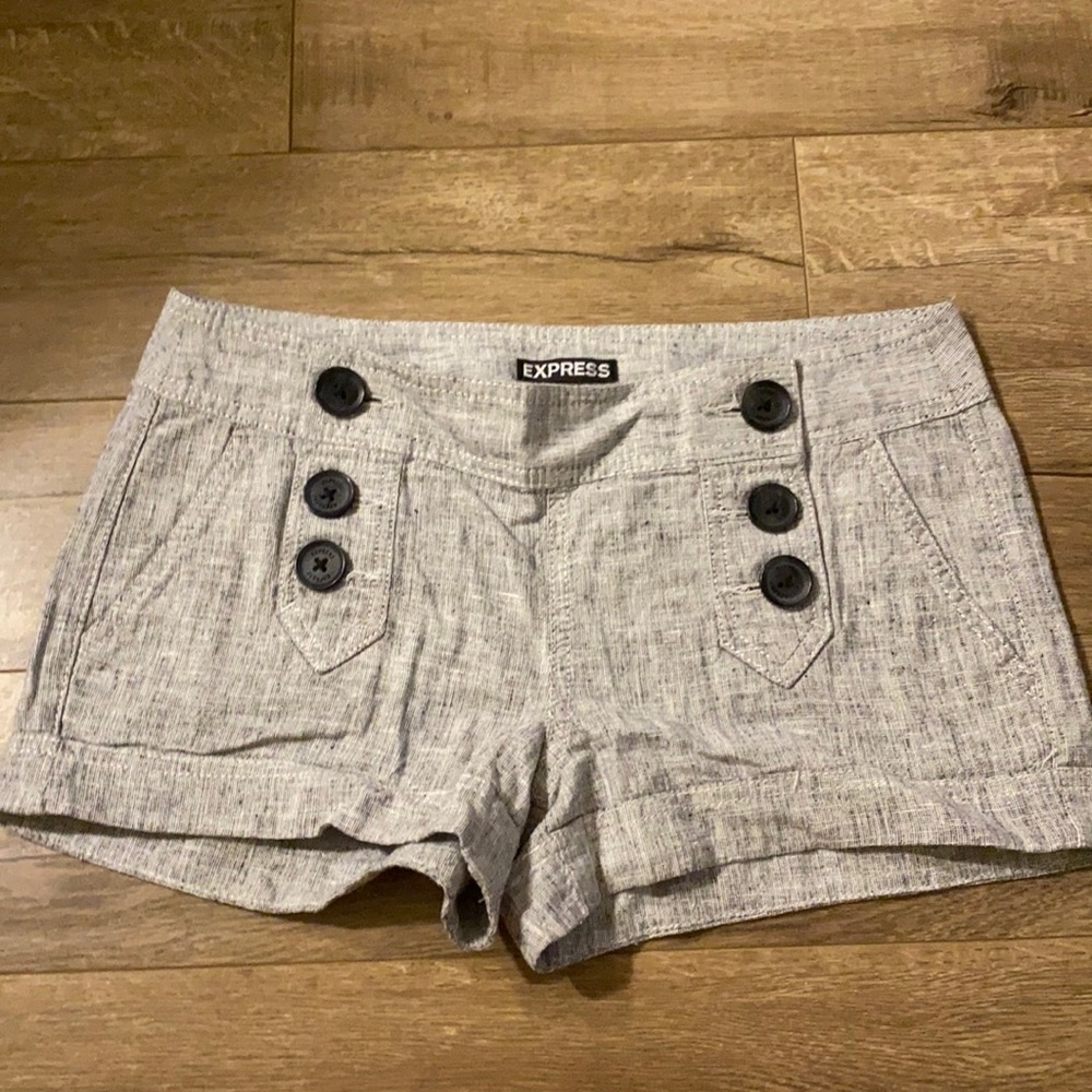 NEW express shorts